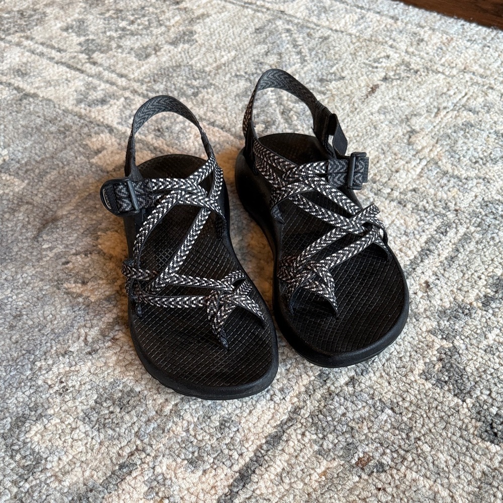 Chaco ZX/2 Classic Women's Black Strappy Sandals